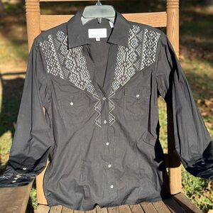 PANHANDLE Vintage Small Dainty Pearl Snap
Beautiful Designs
100% Cotton